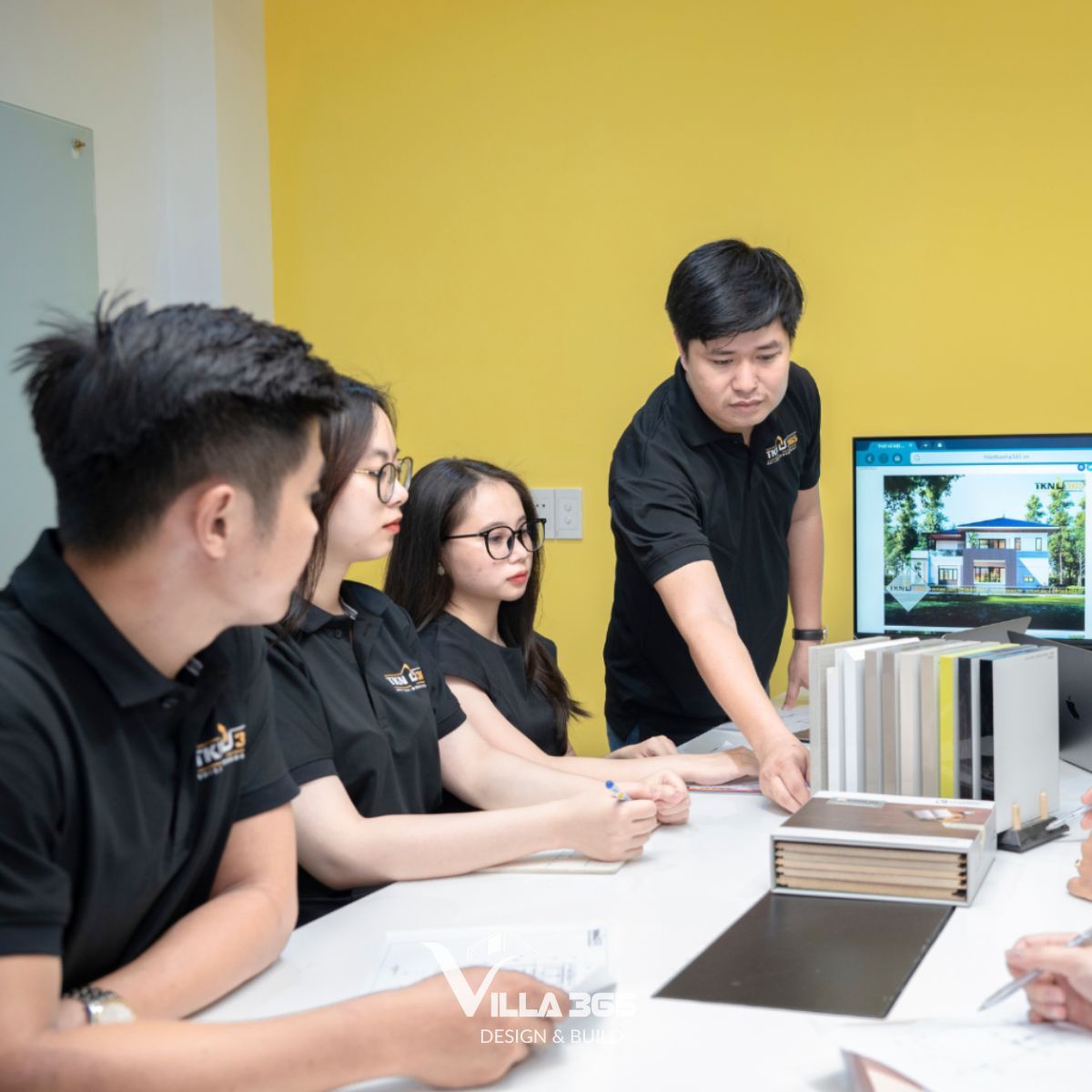 Chọn đúng đơn vị thiết kế - thi công biệt thự Hóc Môn giúp gia chủ đảm bảo tính thẩm mỹ, chất lượng công trình, đồng thời tối ưu chi phí và thời gian thi công