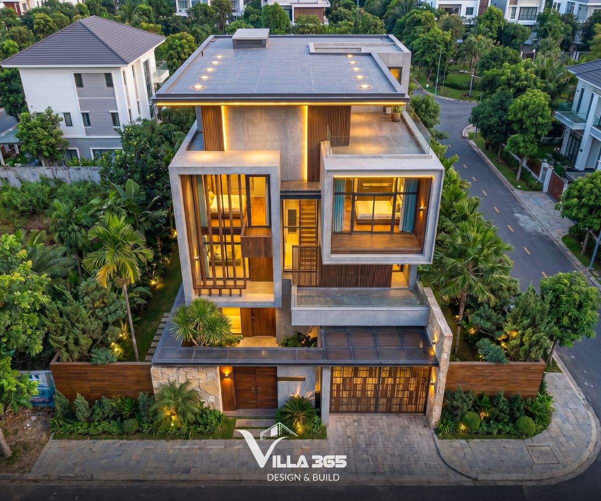 Khu vườn nhỏ trở thành nơi gặp gỡ, chăm sóc cây trái và chia sẻ những khoảnh khắc đời thường của đại gia đình