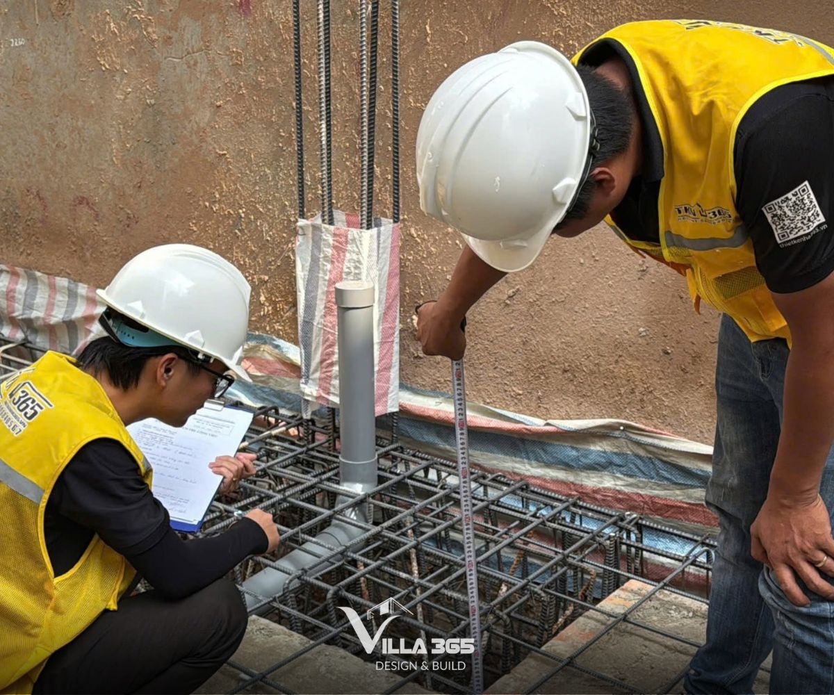 Đội ngũ kỹ sư và giám sát đóng vai trò quan trọng trong việc kiểm soát chất lượng thi công  