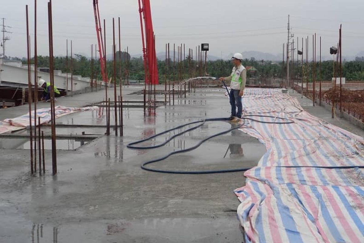 Bảo dưỡng và chống thấm đúng cách góp phần hạn chế nứt, thấm nước và nâng cao độ bền của móng bè nhà phố, biệt thự  (Ảnh: Sưu tầm)