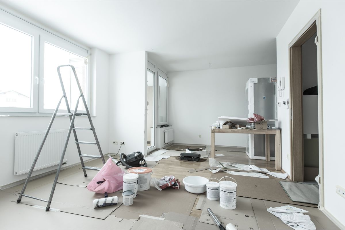 Các hạng mục cải tạo nhỏ thường được miễn phép, trong khi nâng tầng, cơi nới hoặc tác động kết cấu thường phải xin giấy phép  (Ảnh: Sưu tầm)